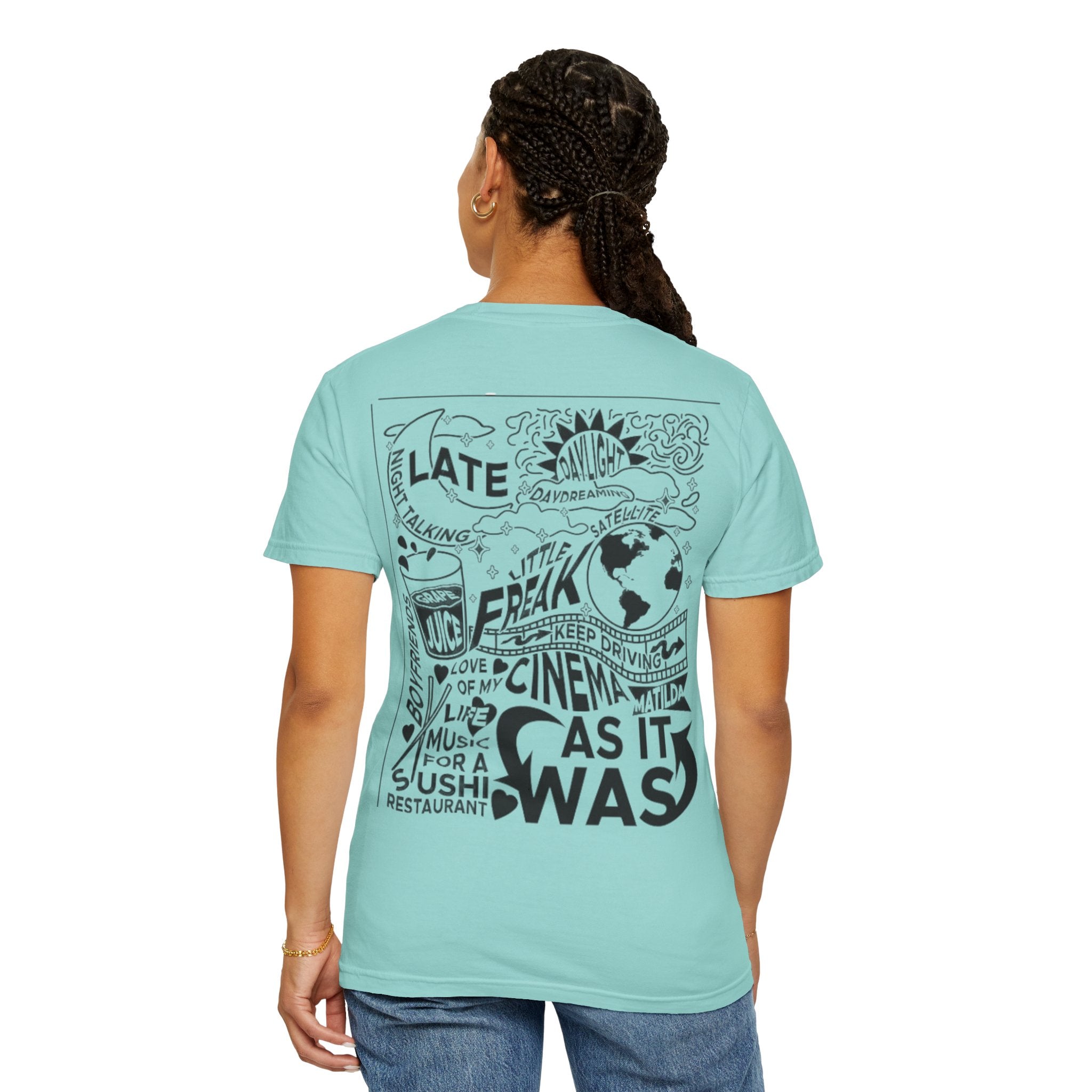 Trendy Oversized Graphic Tee - Perfect for Casual Outings, Gifts for Friends, Chill Days at Home, Fashionable Streetwear, Art [...]