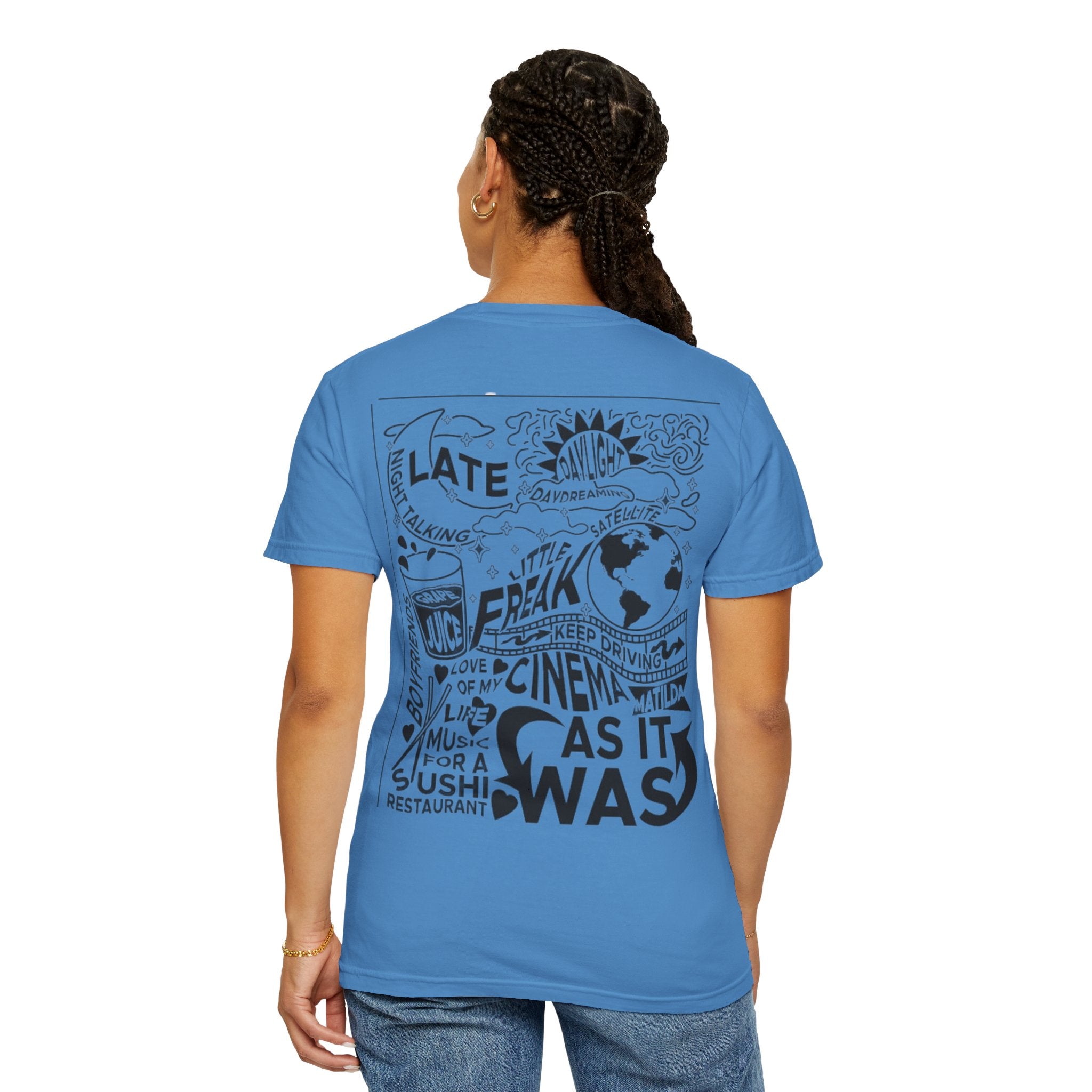 Trendy Oversized Graphic Tee - Perfect for Casual Outings, Gifts for Friends, Chill Days at Home, Fashionable Streetwear, Art [...]
