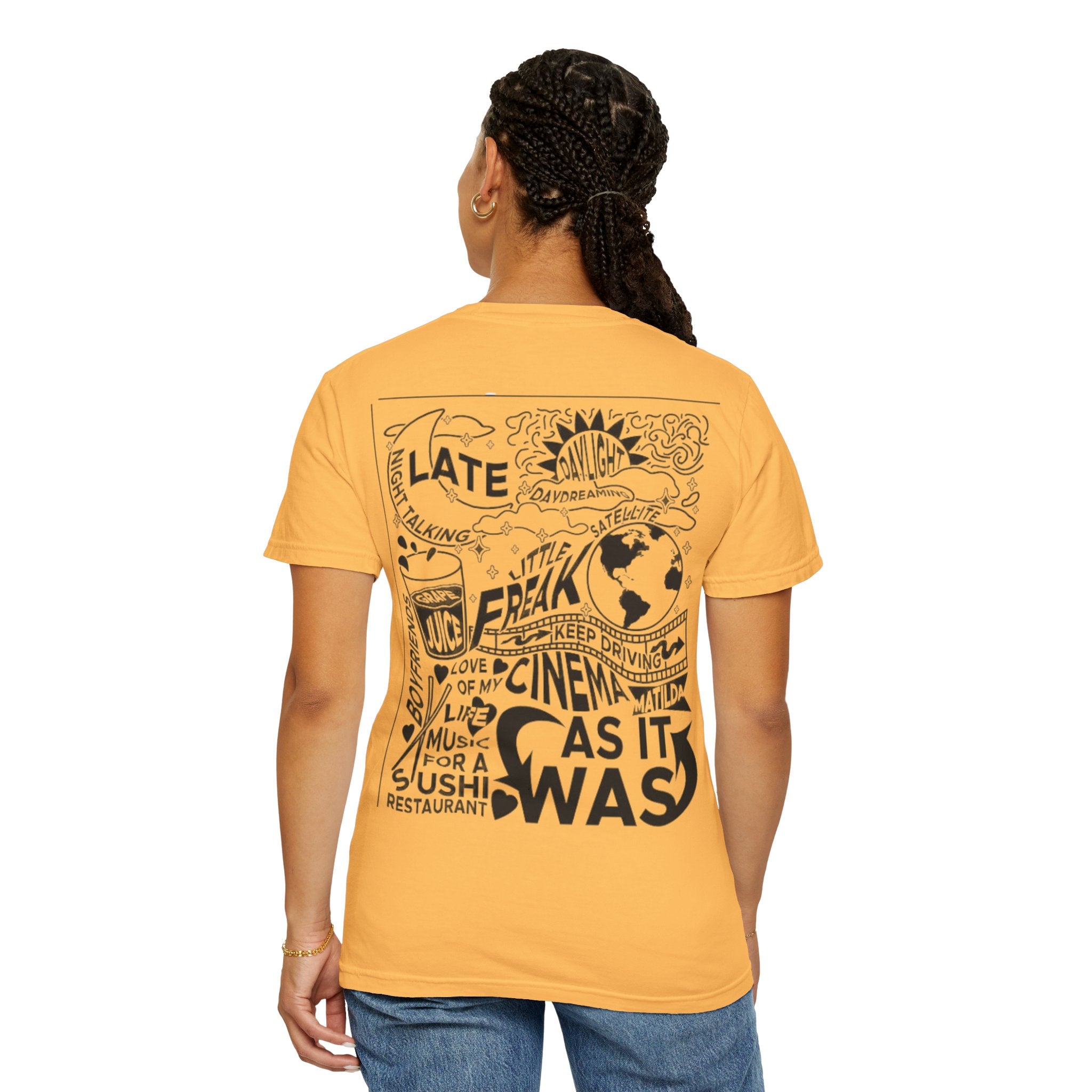 Trendy Oversized Graphic Tee - Perfect for Casual Outings, Gifts for Friends, Chill Days at Home, Fashionable Streetwear, Art [...]