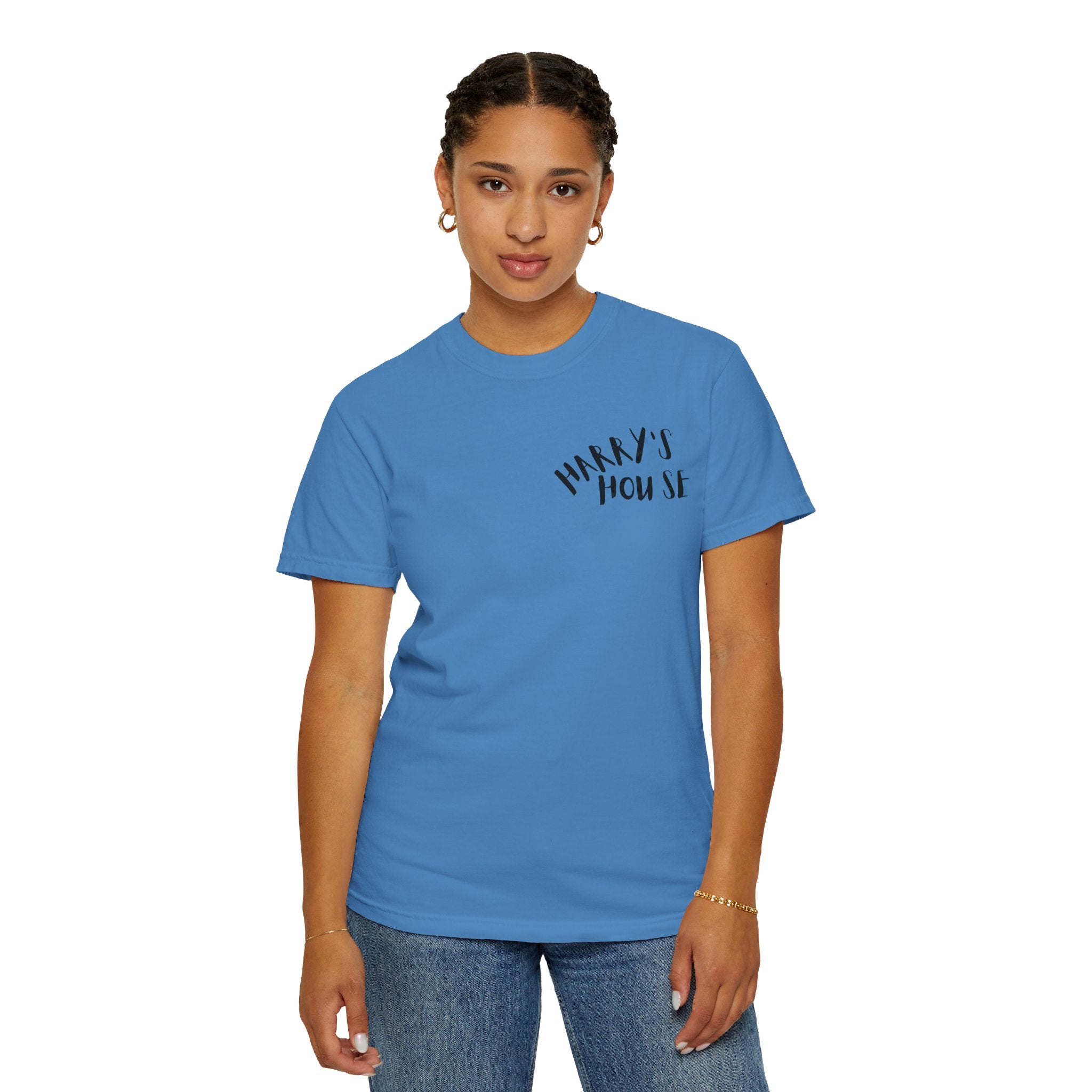 Trendy Oversized Graphic Tee - Perfect for Casual Outings, Gifts for Friends, Chill Days at Home, Fashionable Streetwear, Art [...]