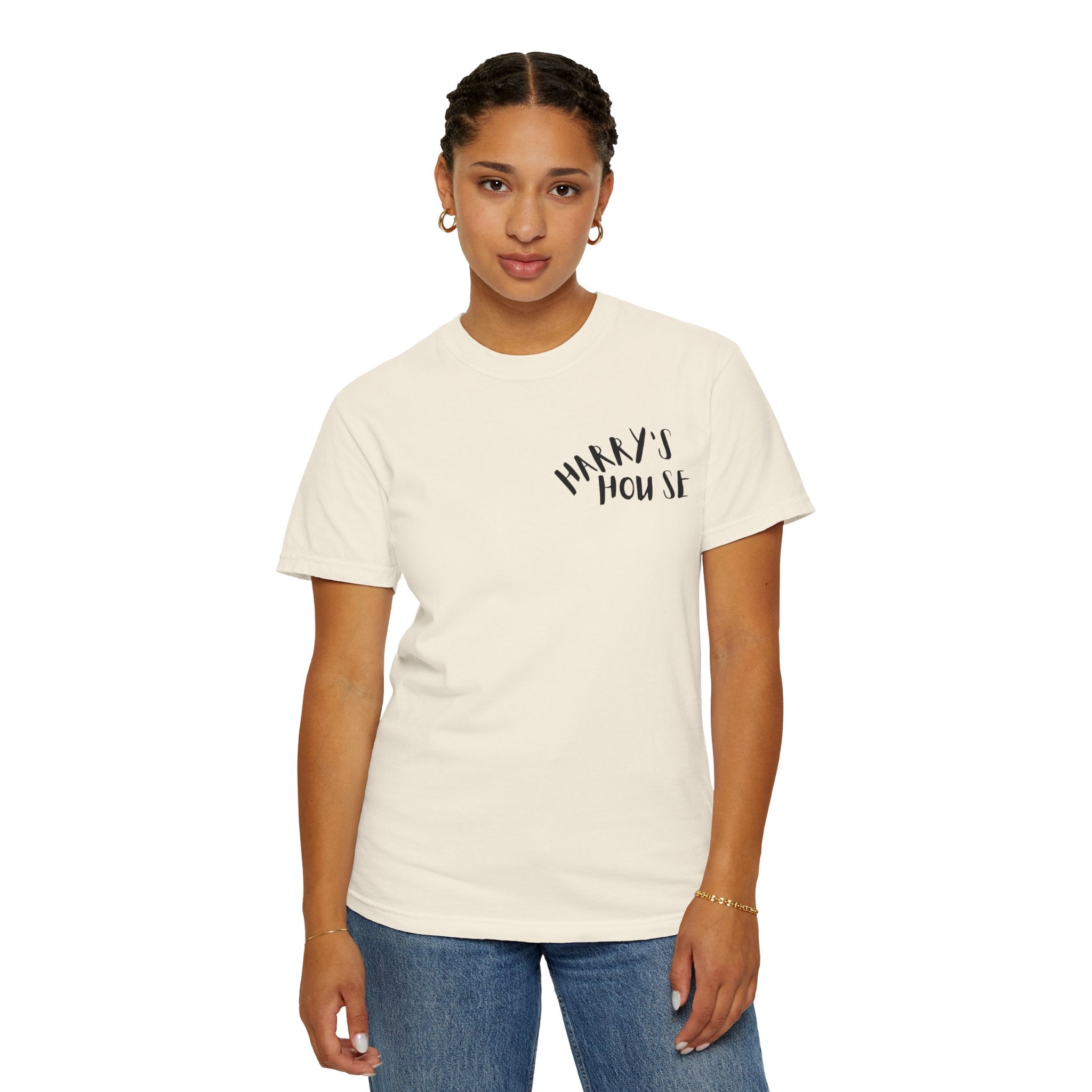 Trendy Oversized Graphic Tee - Perfect for Casual Outings, Gifts for Friends, Chill Days at Home, Fashionable Streetwear, Art [...]