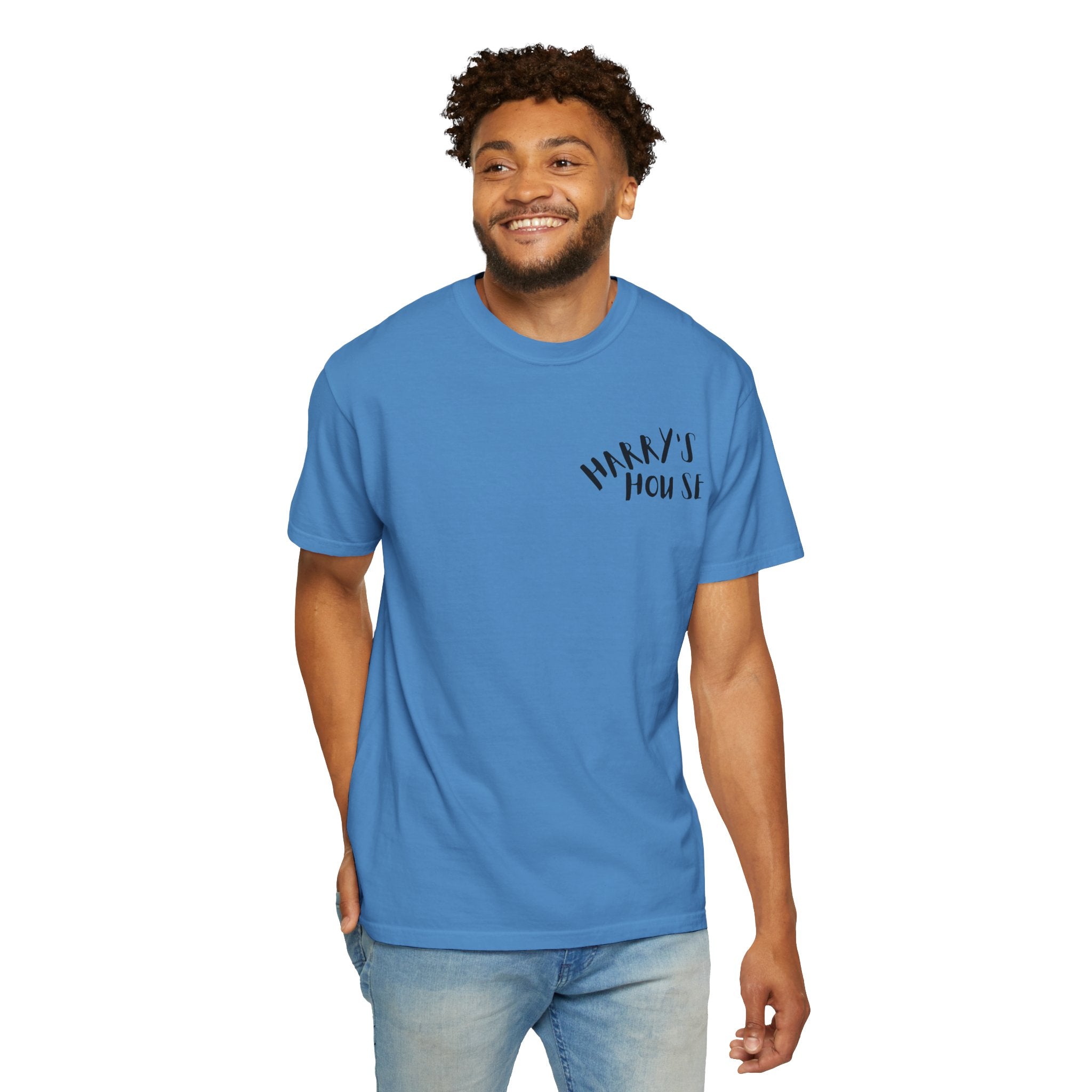 Trendy Oversized Graphic Tee - Perfect for Casual Outings, Gifts for Friends, Chill Days at Home, Fashionable Streetwear, Art [...]