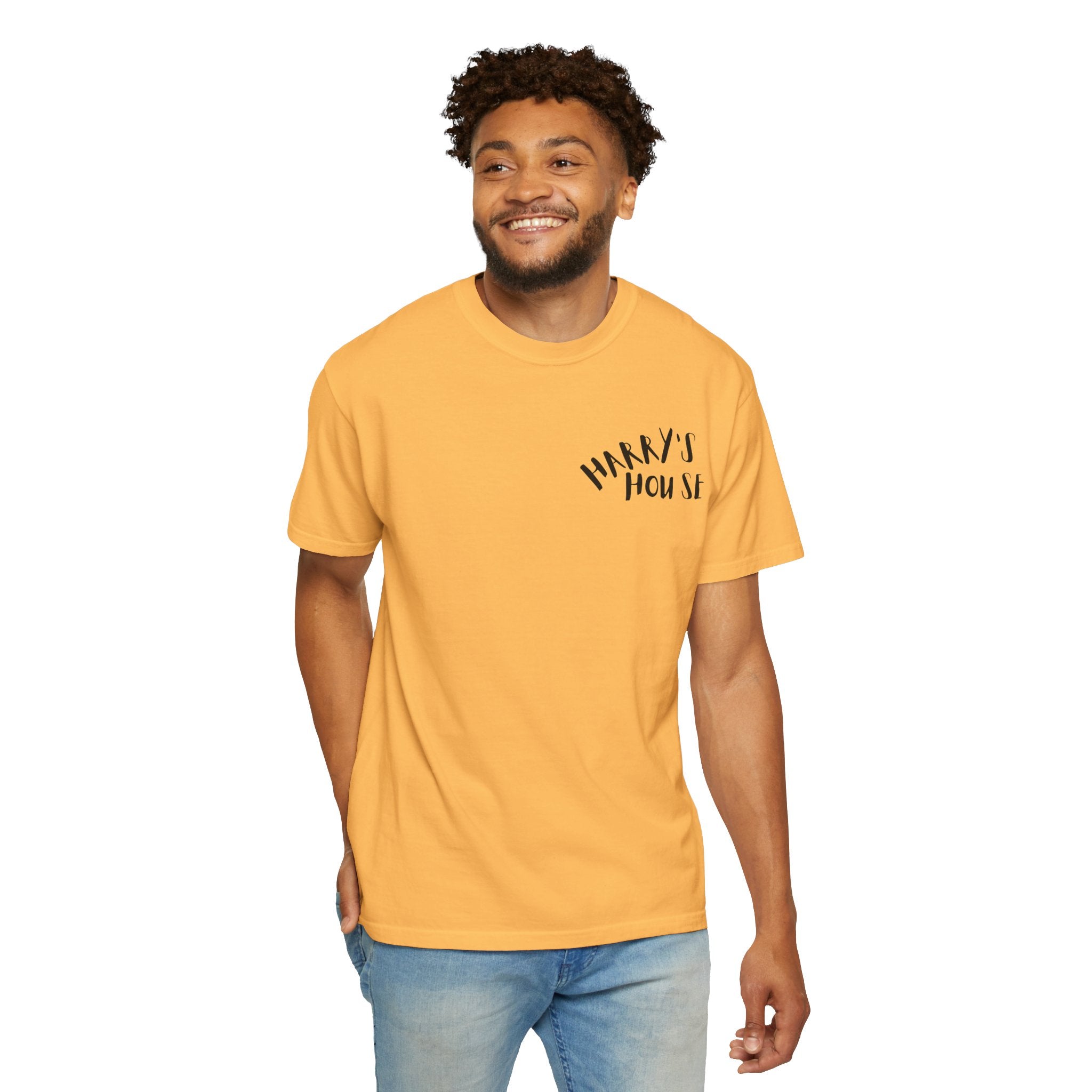 Trendy Oversized Graphic Tee - Perfect for Casual Outings, Gifts for Friends, Chill Days at Home, Fashionable Streetwear, Art [...]