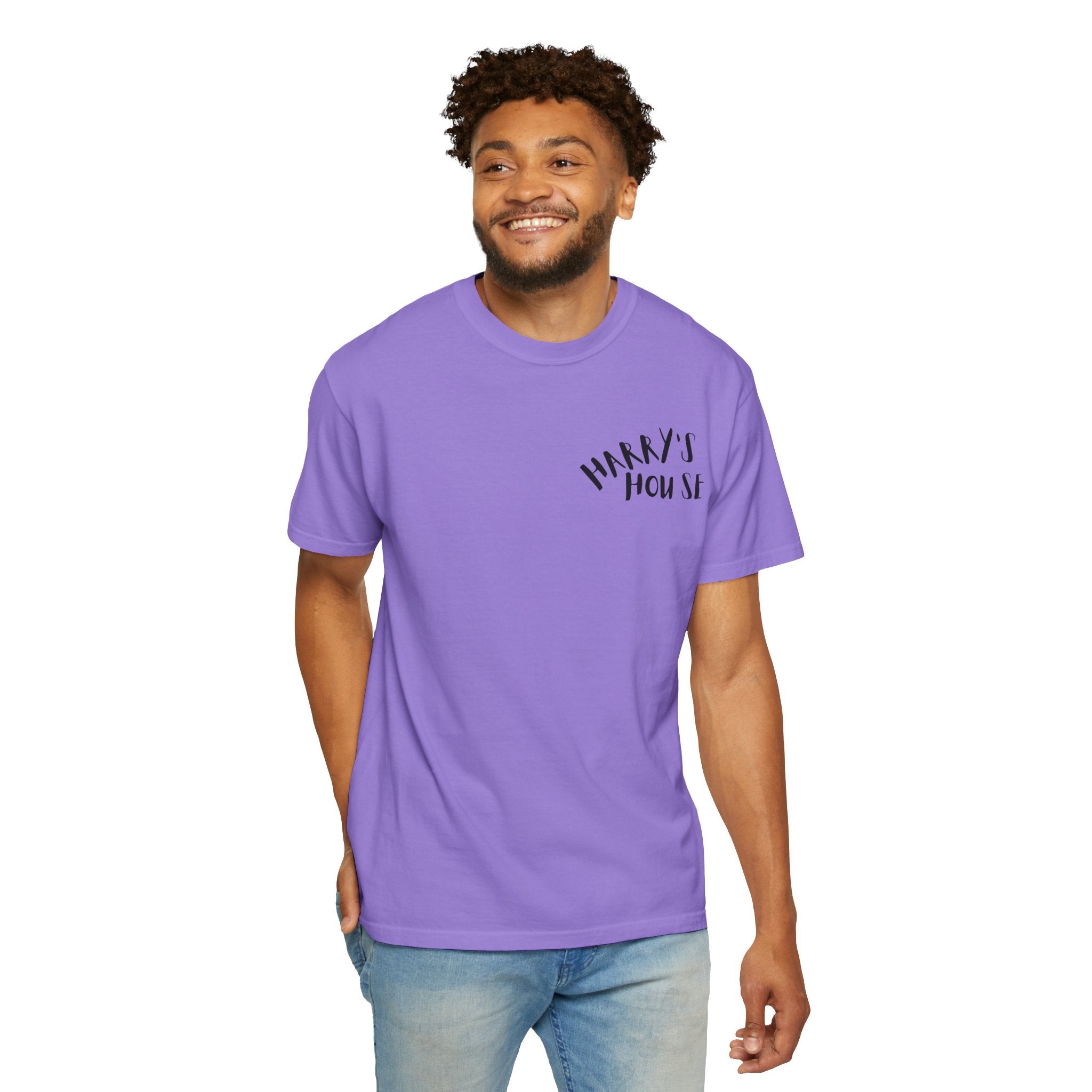 Trendy Oversized Graphic Tee - Perfect for Casual Outings, Gifts for Friends, Chill Days at Home, Fashionable Streetwear, Art [...]